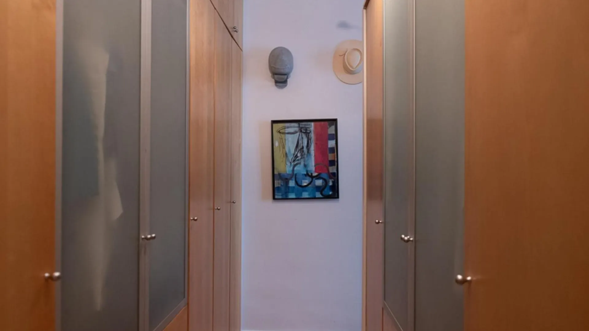Charming Love Nest In A Pleasant Neighborhood Paris Appartement